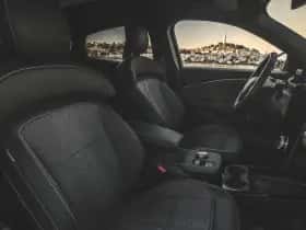 Ford Mustang Mach-E thumbnail 17