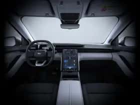 Ford Explorer thumbnail 4