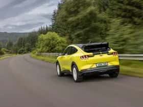 Ford Mustang Mach-E thumbnail 4
