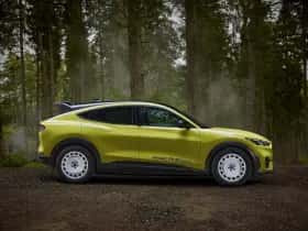 Ford Mustang Mach-E thumbnail 7
