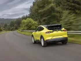 Ford Mustang Mach-E thumbnail 8