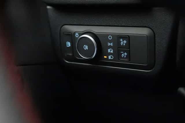 Ford Kuga (2025) thumbnail 28