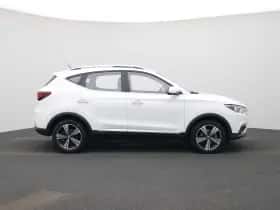 MG ZS EV thumbnail 6