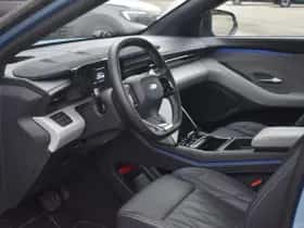 Ford Explorer thumbnail 11