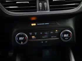 Ford Focus thumbnail 17