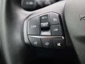 Ford Focus thumbnail 18