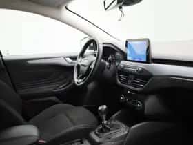 Ford Focus thumbnail 26