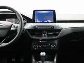 Ford Focus thumbnail 9
