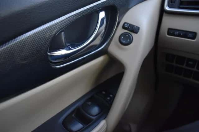 Nissan X-Trail (2016) thumbnail 11