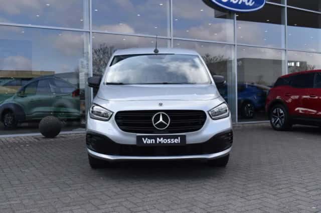 Mercedes-Benz Citan (2024) thumbnail 2