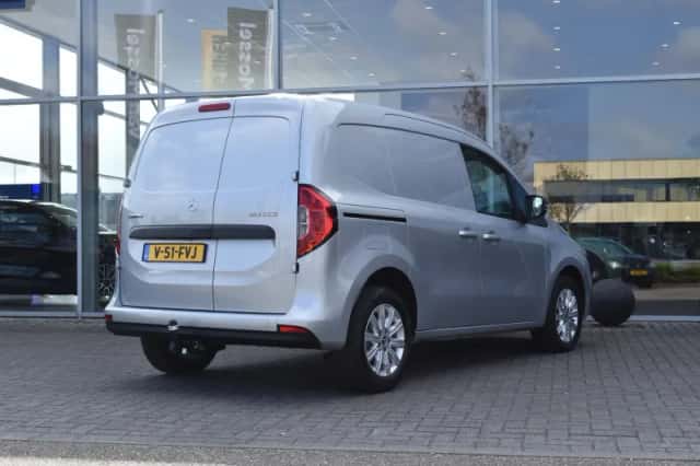 Mercedes-Benz Citan (2024) thumbnail 5