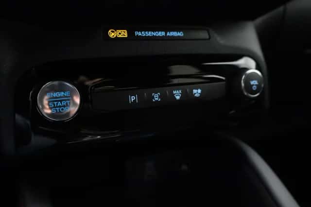 Ford Kuga (2025) thumbnail 22