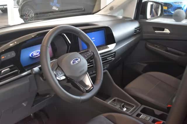 Ford Tourneo Connect (2026) thumbnail 3