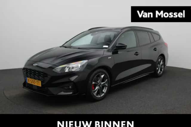 Ford Focus (2021) thumbnail 1