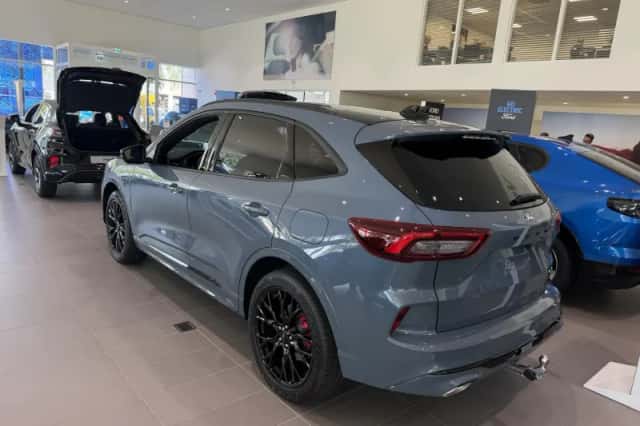 Ford Kuga (2026) thumbnail 2