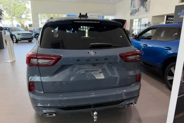 Ford Kuga (2026) thumbnail 3