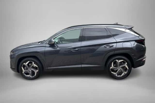 Hyundai Tucson (2022) thumbnail 2
