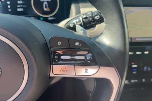 Hyundai Tucson (2022) thumbnail 3