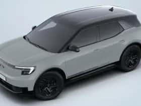 Ford Explorer thumbnail 3