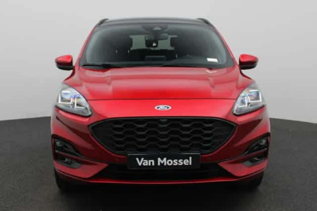 Ford Kuga (2022) thumbnail 3