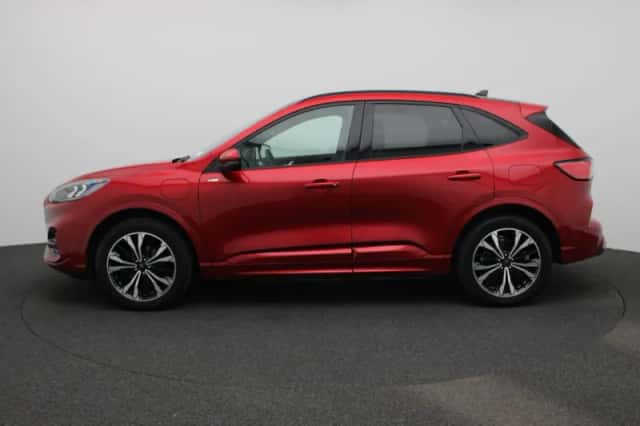 Ford Kuga (2022) thumbnail 4