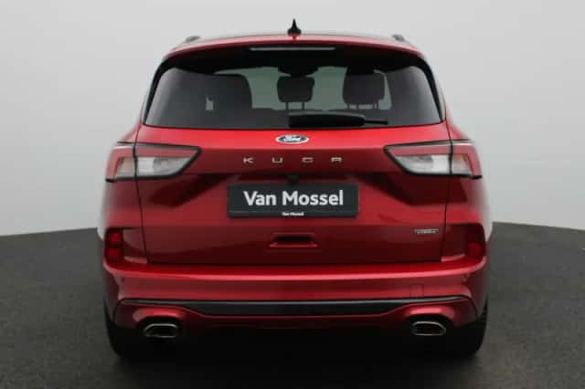 Ford Kuga (2022) thumbnail 5