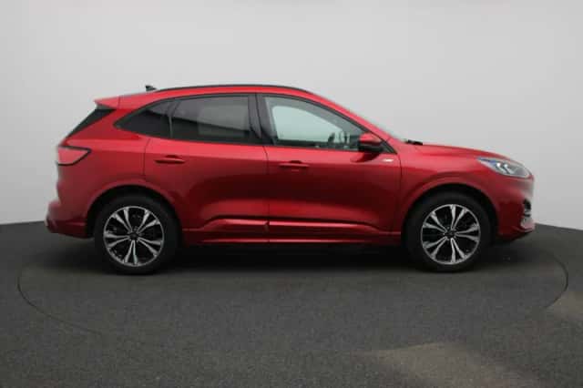 Ford Kuga (2022) thumbnail 6