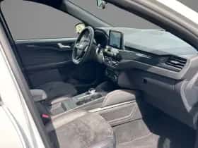Ford Kuga thumbnail 15
