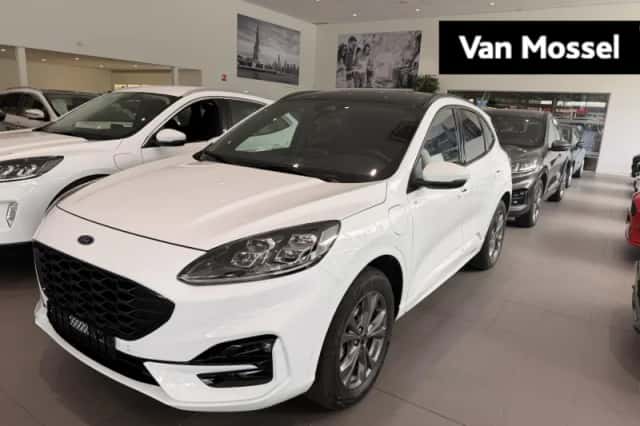 Ford Kuga (2023) thumbnail 1