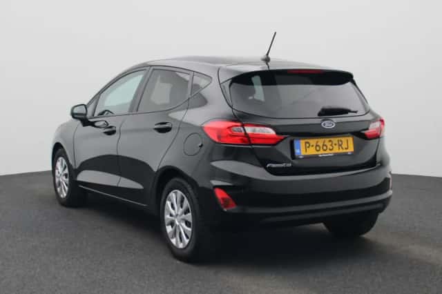 Ford Fiesta (2022) thumbnail 2