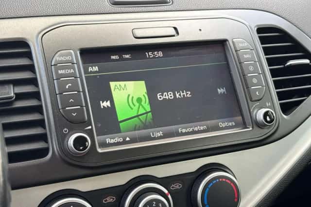 Kia Picanto (2017) thumbnail 6