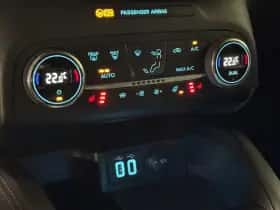 Ford Kuga thumbnail 22