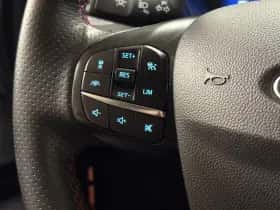 Ford Kuga thumbnail 6