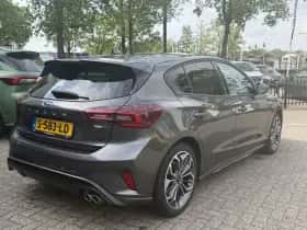Ford Focus thumbnail 7
