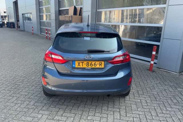 Ford Fiesta (2019) thumbnail 3