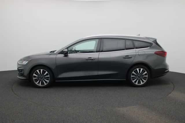 Ford Focus (2023) thumbnail 4