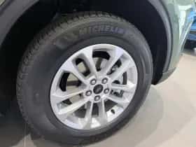 Ford Kuga thumbnail 17