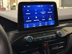 Ford Kuga thumbnail 15