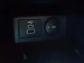 Ford Kuga thumbnail 38