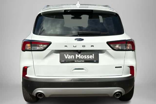 Ford Kuga (2022) thumbnail 3