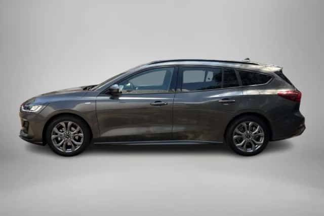 Ford Focus (2024) thumbnail 2
