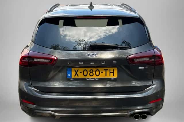Ford Focus (2024) thumbnail 3