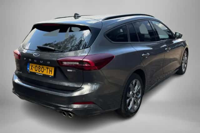Ford Focus (2024) thumbnail 4
