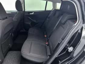 Ford Focus thumbnail 11
