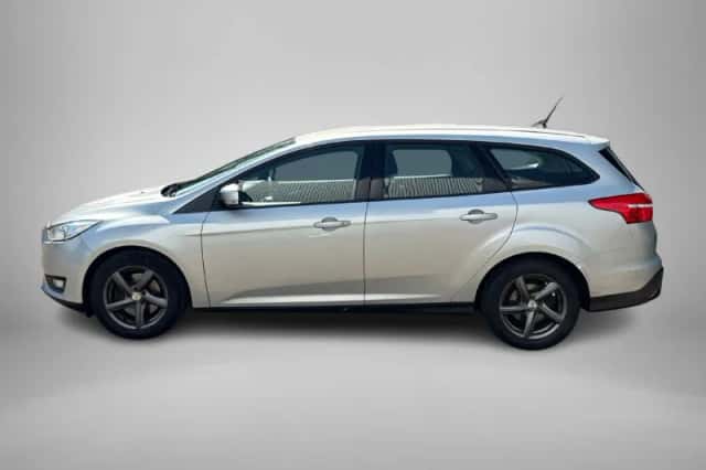 Ford Focus (2015) thumbnail 2
