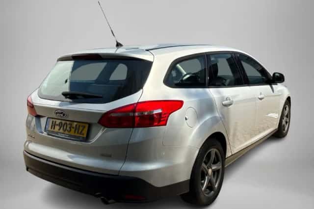 Ford Focus (2015) thumbnail 4