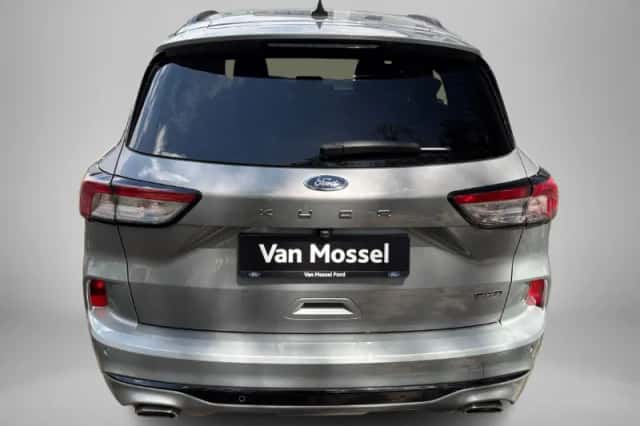 Ford Kuga (2022) thumbnail 3