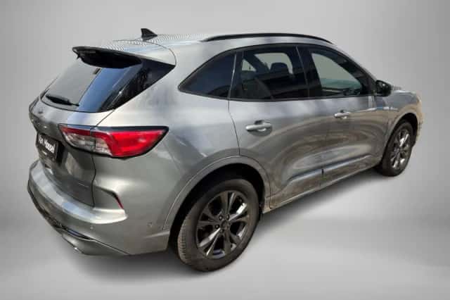 Ford Kuga (2022) thumbnail 4