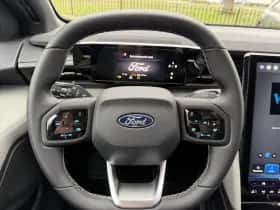 Ford Explorer thumbnail 11