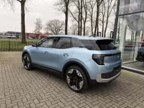 Ford Explorer thumbnail 3